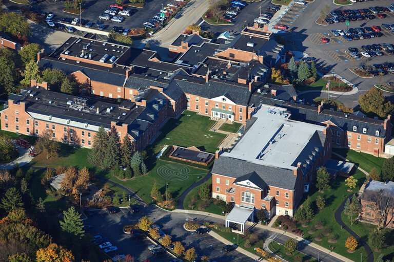 Northwestern Medicine/Lake Forest Hospital Riley Construction